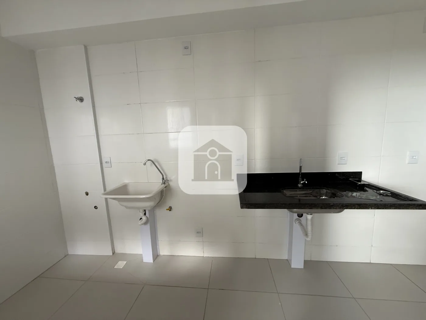 Alugar Apartamento / Padr&atilde;o em Uberl&acirc;ndia R$ 1.500,00 - Foto 1
