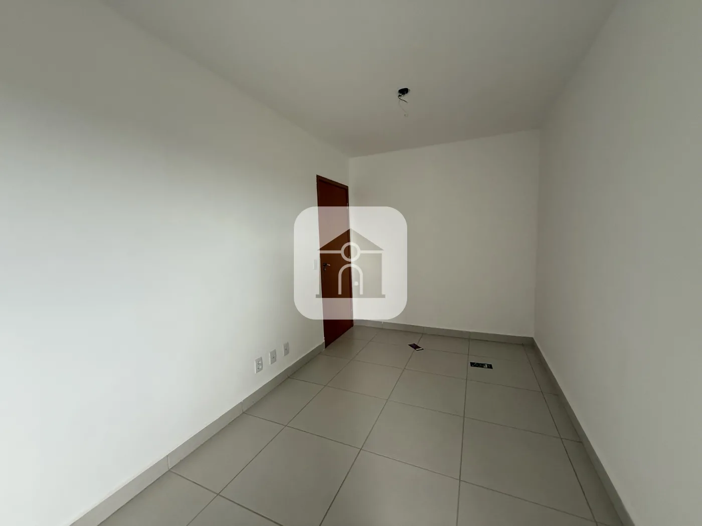Alugar Apartamento / Padr&atilde;o em Uberl&acirc;ndia R$ 1.500,00 - Foto 4