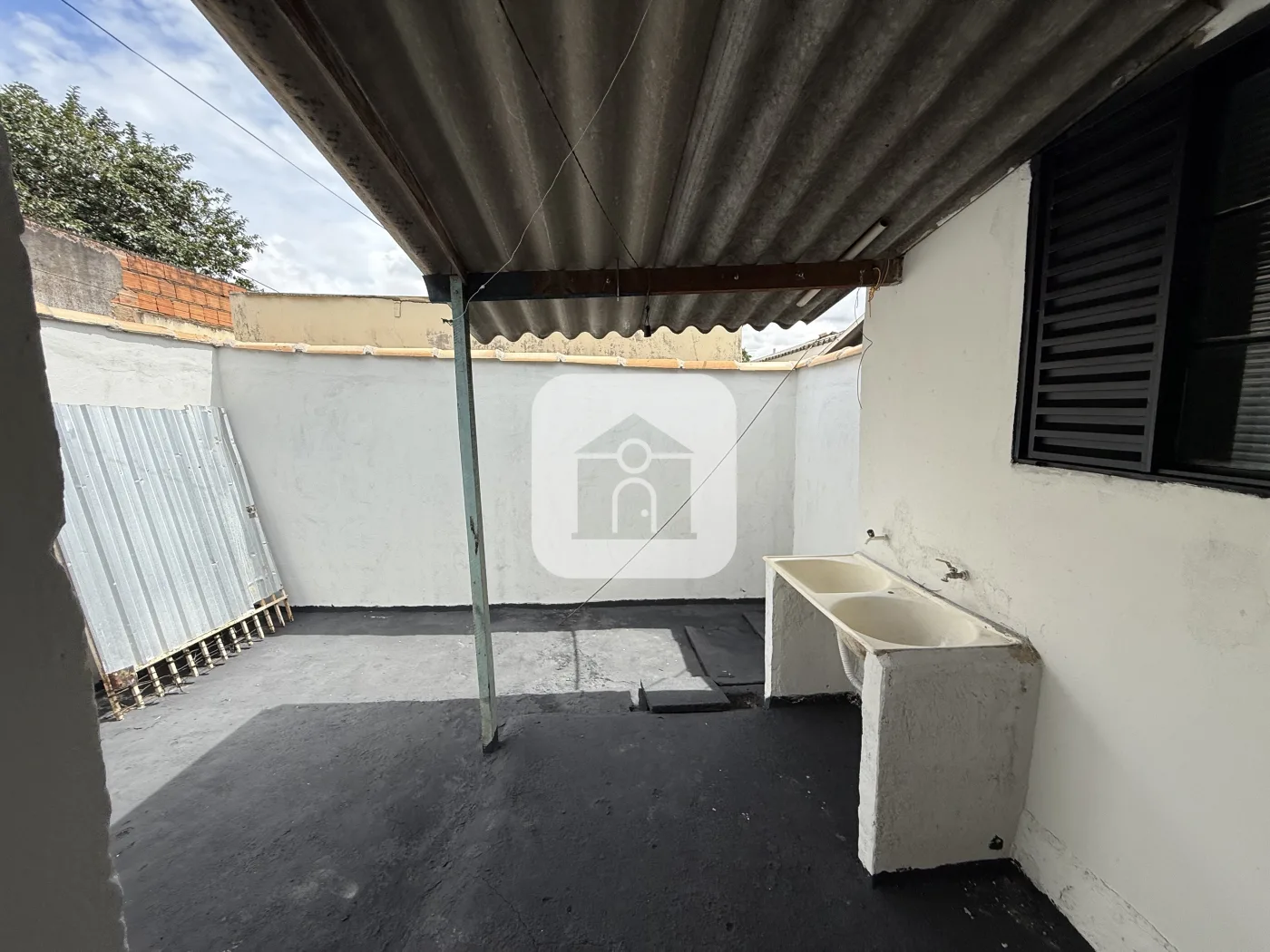 Alugar Casa / Padr&atilde;o em Uberl&acirc;ndia R$ 1.450,00 - Foto 9