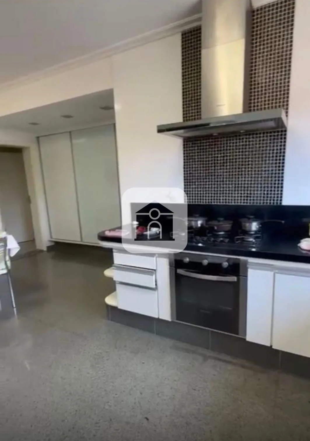 Comprar Apartamento / Padr&atilde;o em Araguari R$ 2.000.000,00 - Foto 4