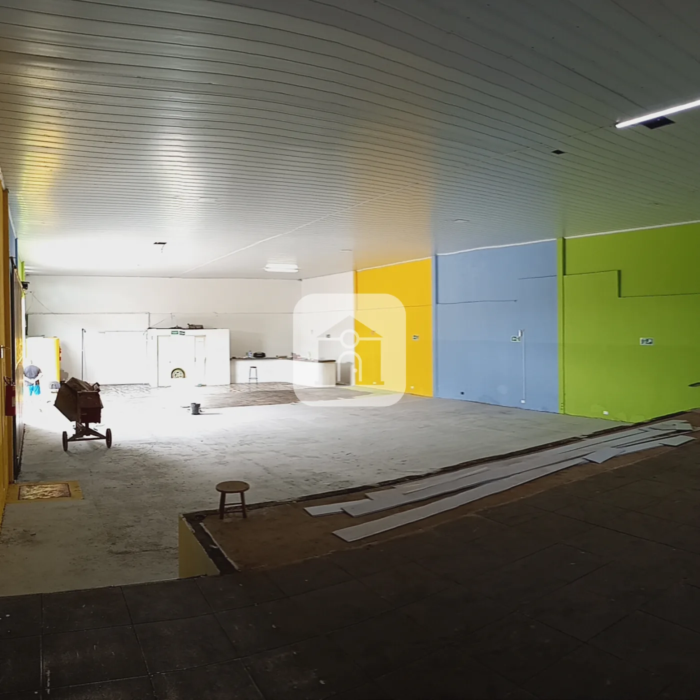 Alugar Comercial / Galp&atilde;o em Uberl&acirc;ndia R$ 6.000,00 - Foto 3