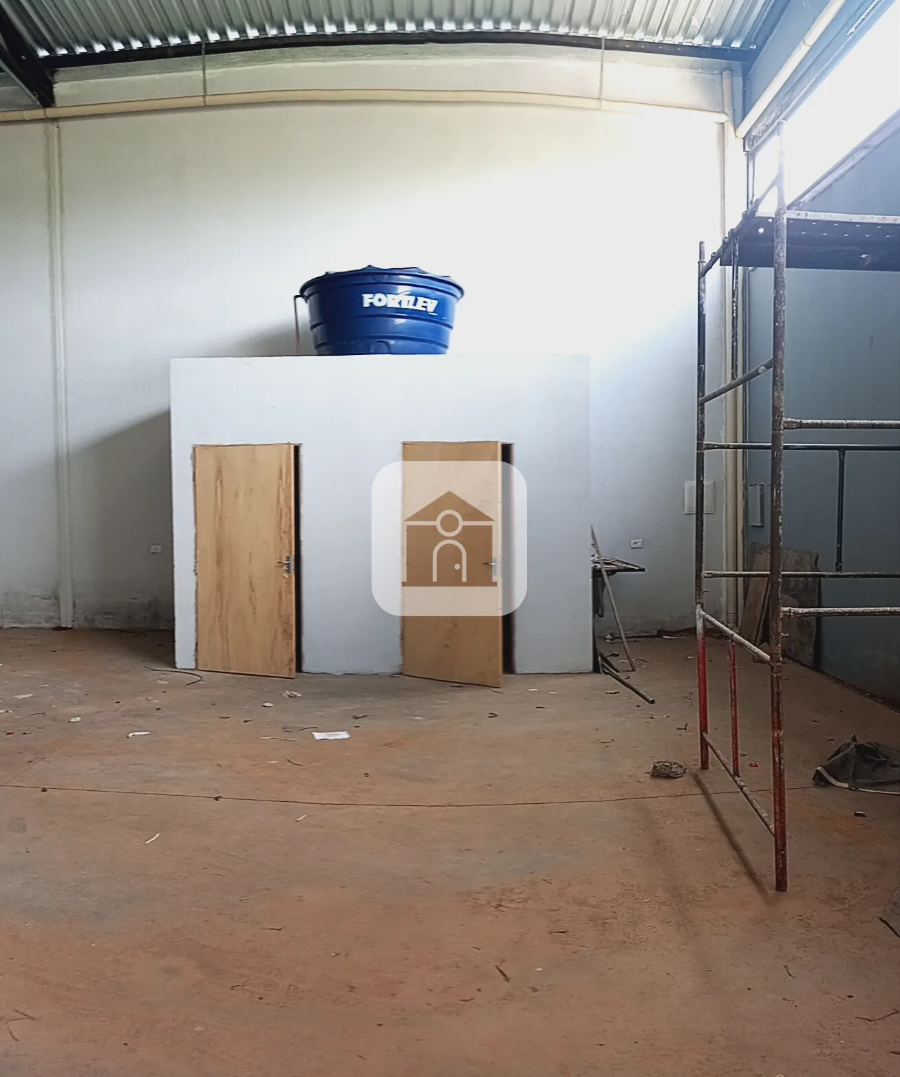 Alugar Comercial / Galp&atilde;o em Uberl&acirc;ndia R$ 7.000,00 - Foto 1