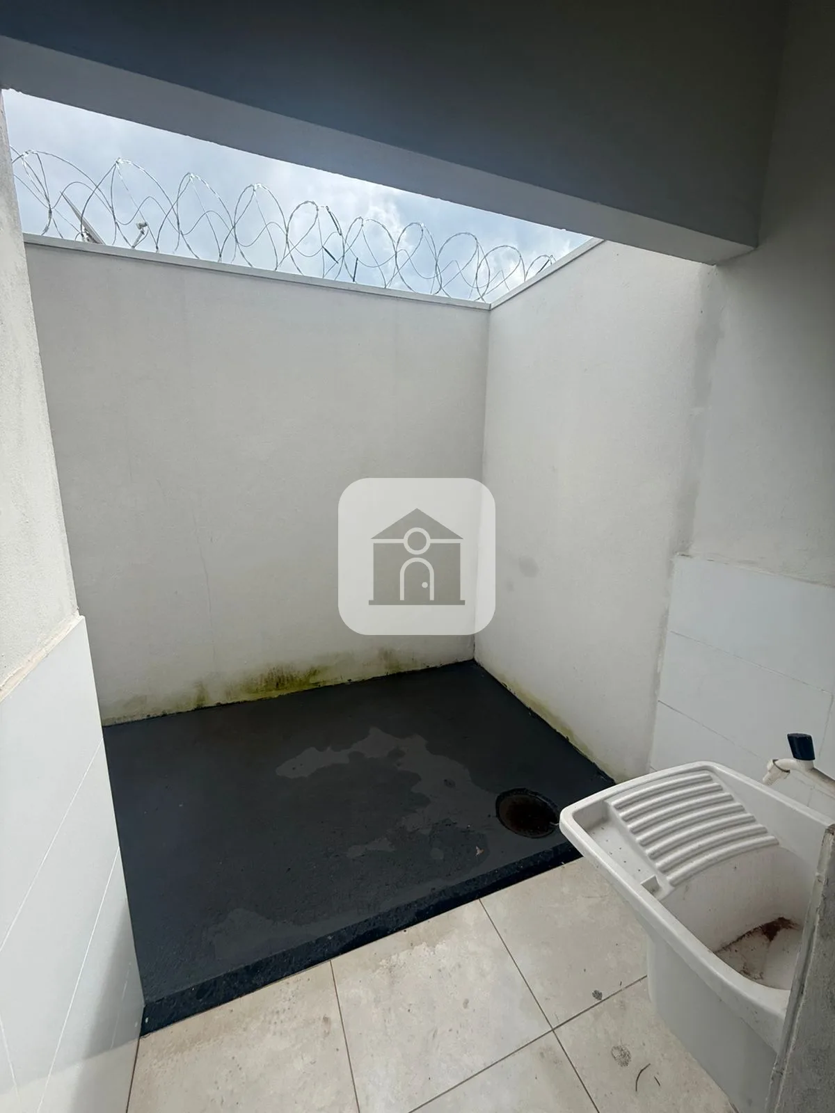 Alugar Casa / Col&ocirc;nia em Araguari R$ 850,00 - Foto 8