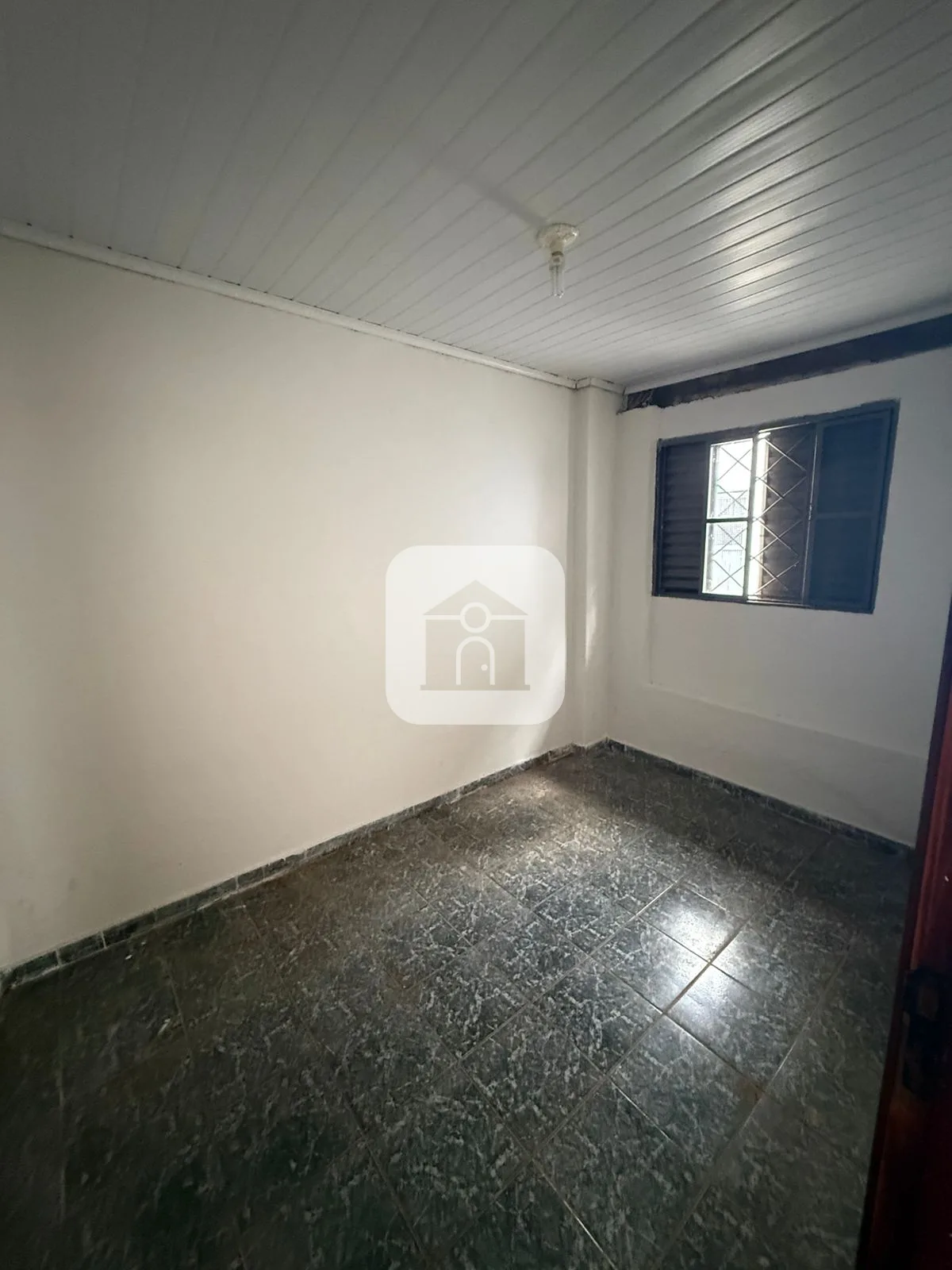 Alugar Casa / Padr&atilde;o em Araguari R$ 4.500,00 - Foto 27