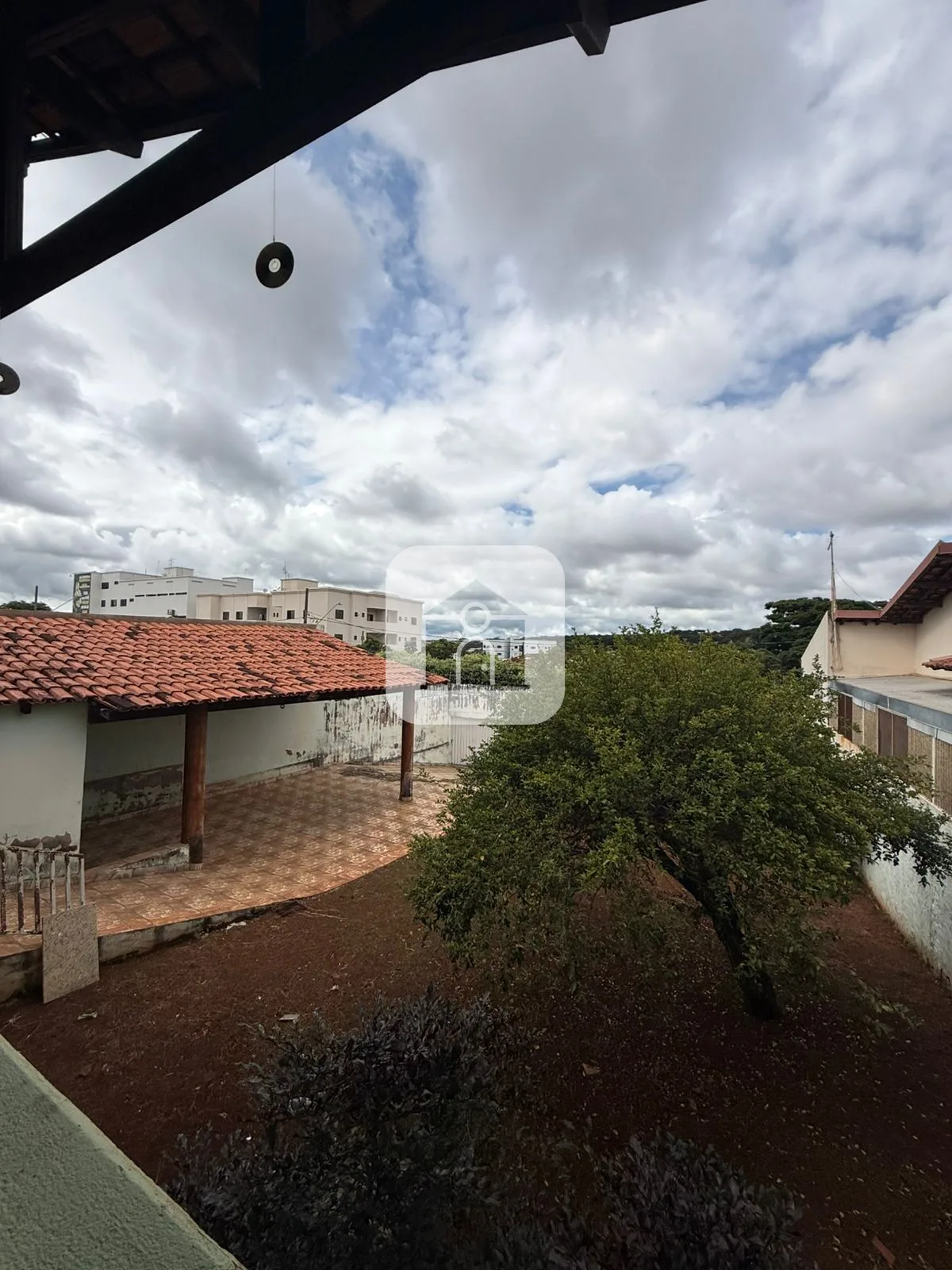 Alugar Casa / Padr&atilde;o em Araguari R$ 3.000,00 - Foto 18