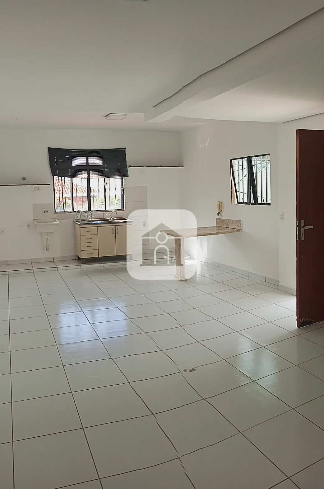 Alugar Apartamento / Sobrado em Uberl&acirc;ndia R$ 850,00 - Foto 5