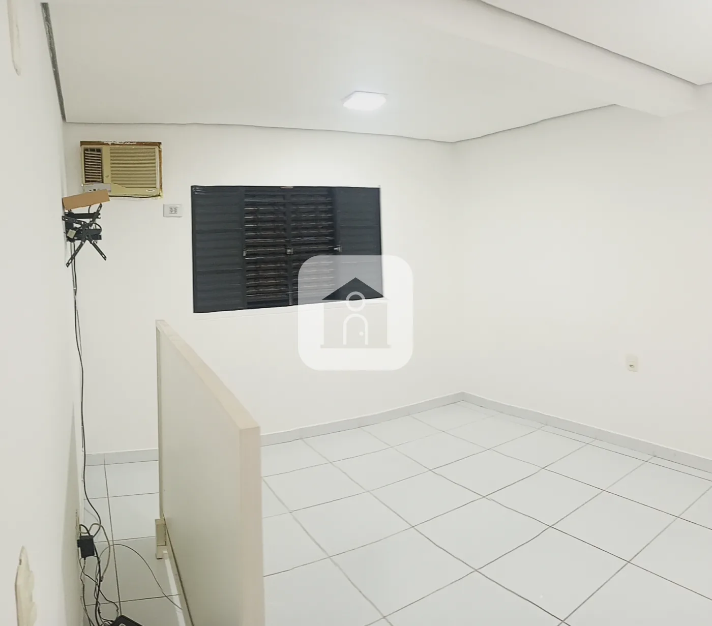 Alugar Apartamento / Sobrado em Uberl&acirc;ndia R$ 850,00 - Foto 6
