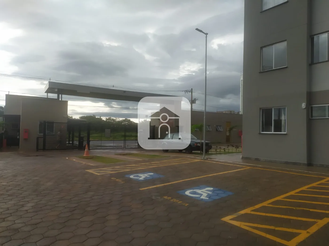 Alugar Apartamento / Padr&atilde;o em Uberl&acirc;ndia R$ 1.400,00 - Foto 7