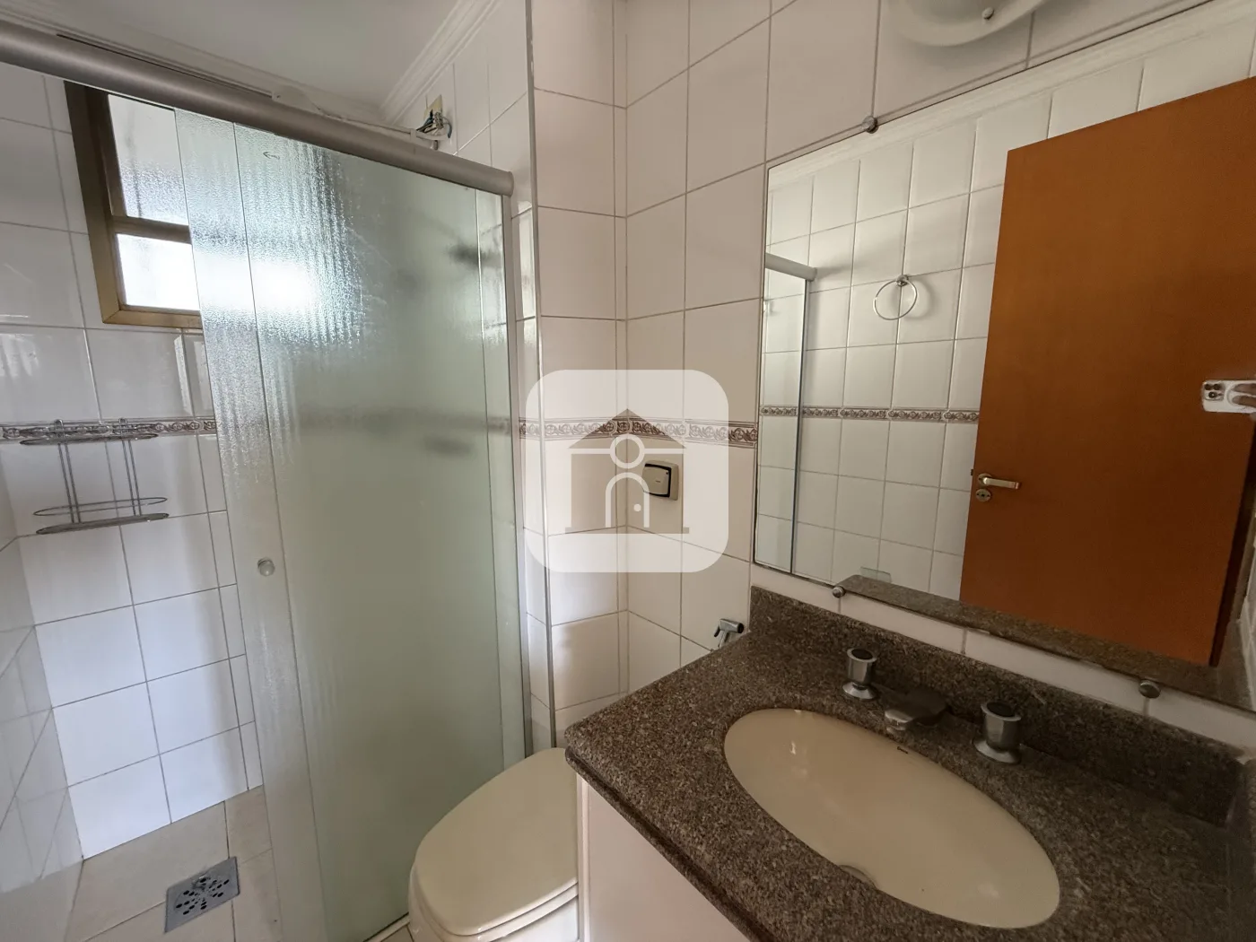 Alugar Apartamento / Padr&atilde;o em Uberl&acirc;ndia R$ 1.990,00 - Foto 5