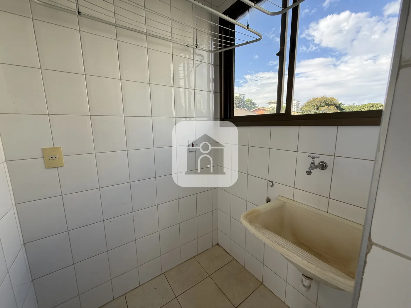 Alugar Apartamento / Padr&atilde;o em Uberl&acirc;ndia R$ 1.990,00 - Foto 7