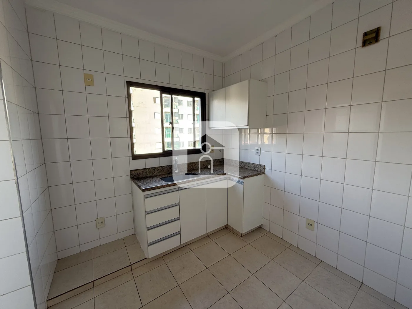 Alugar Apartamento / Padr&atilde;o em Uberl&acirc;ndia R$ 1.990,00 - Foto 12