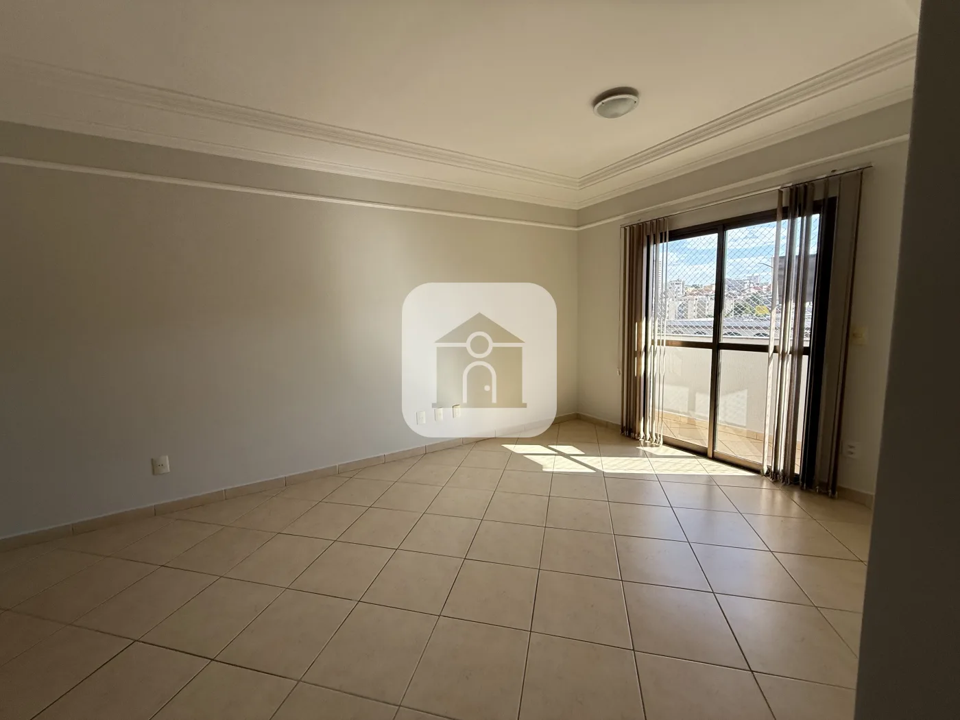Alugar Apartamento / Padr&atilde;o em Uberl&acirc;ndia R$ 1.990,00 - Foto 13