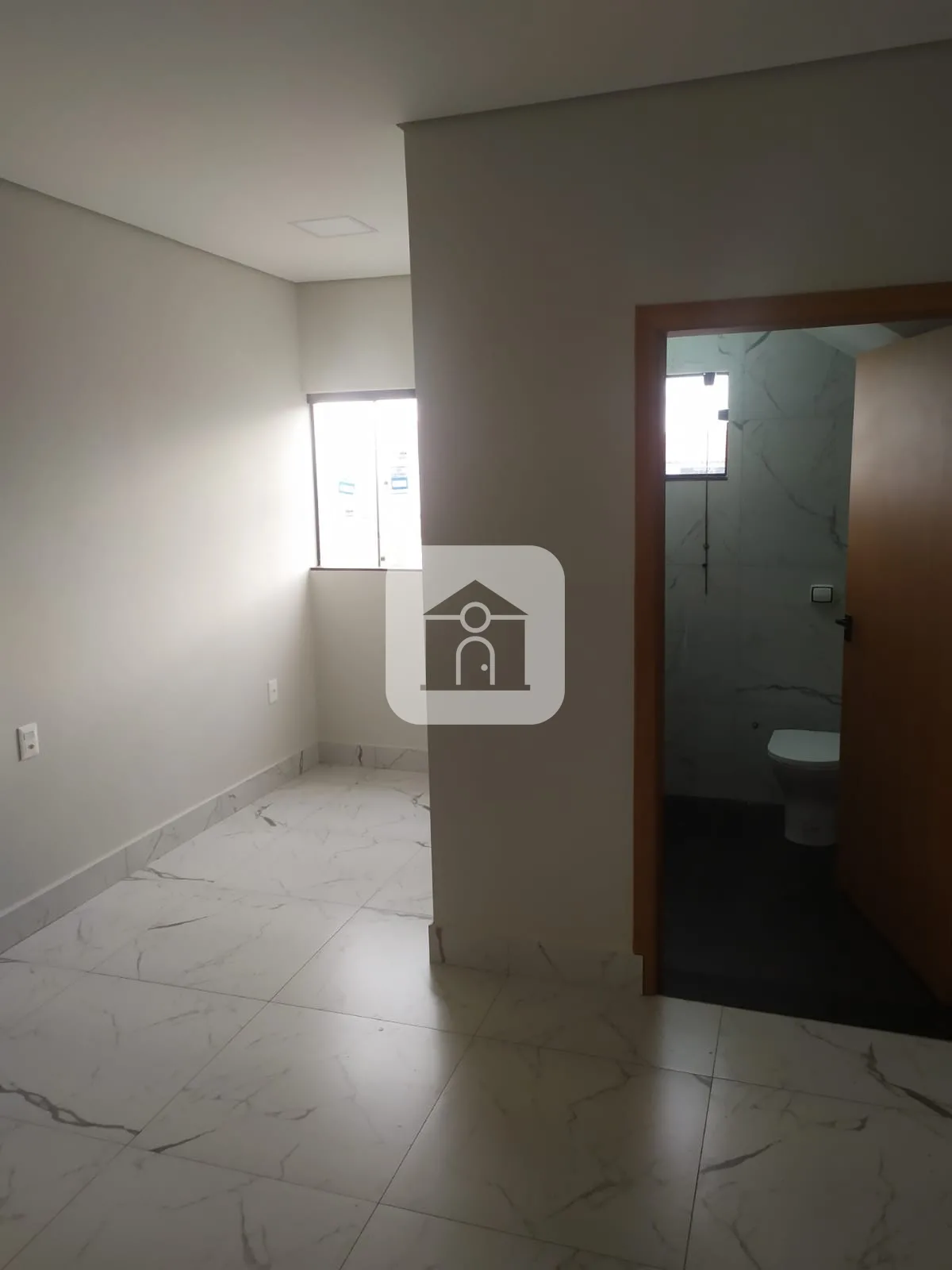 Alugar Casa / Padr&atilde;o em Uberl&acirc;ndia R$ 3.200,00 - Foto 5