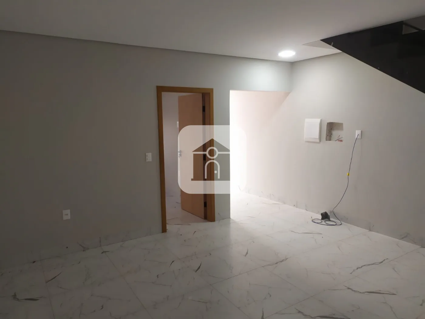 Alugar Casa / Padr&atilde;o em Uberl&acirc;ndia R$ 3.200,00 - Foto 10