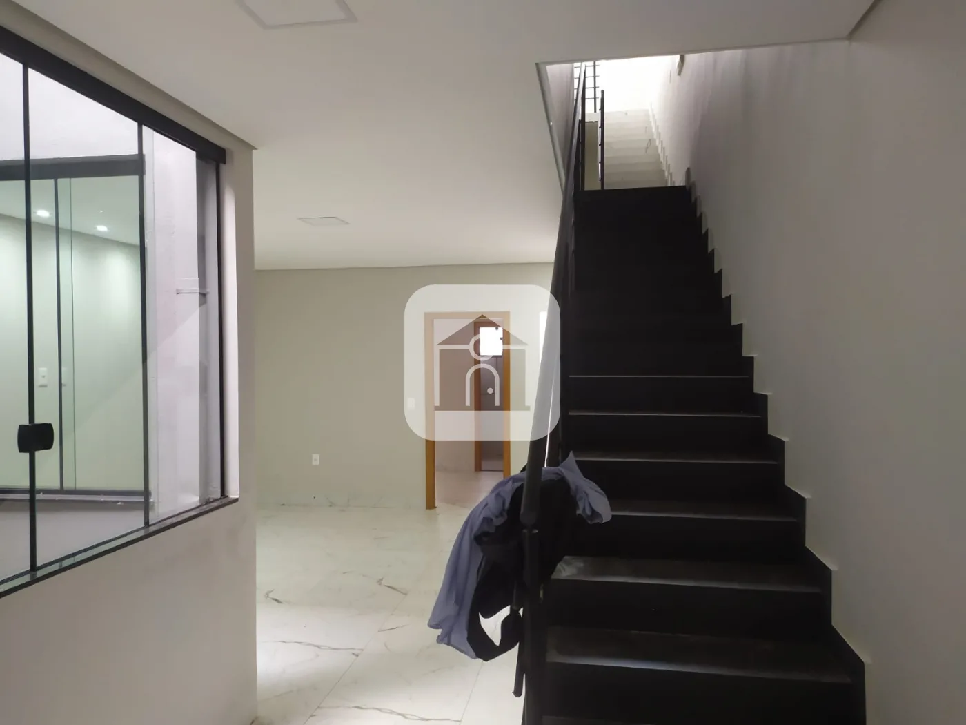 Alugar Casa / Padr&atilde;o em Uberl&acirc;ndia R$ 3.200,00 - Foto 12