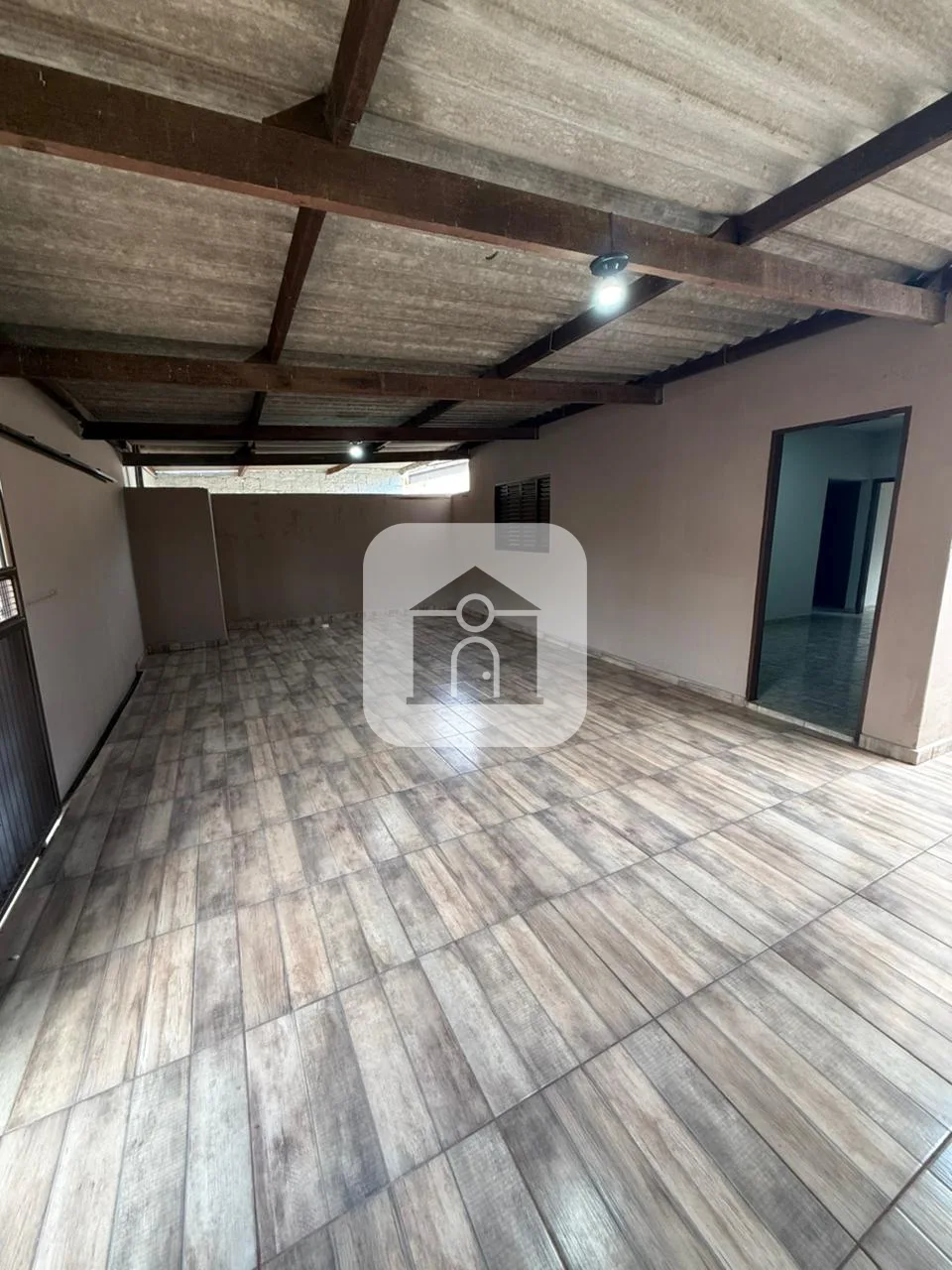 Alugar Casa / Padr&atilde;o em Araguari R$ 1.600,00 - Foto 3