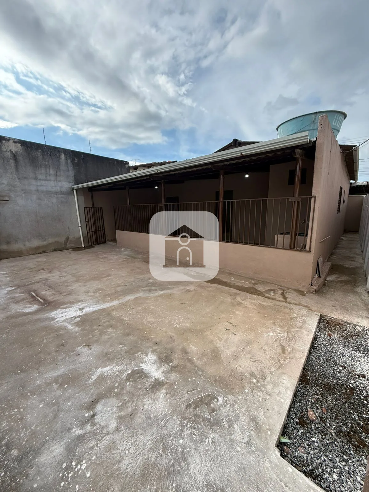 Alugar Casa / Padr&atilde;o em Araguari R$ 1.600,00 - Foto 14