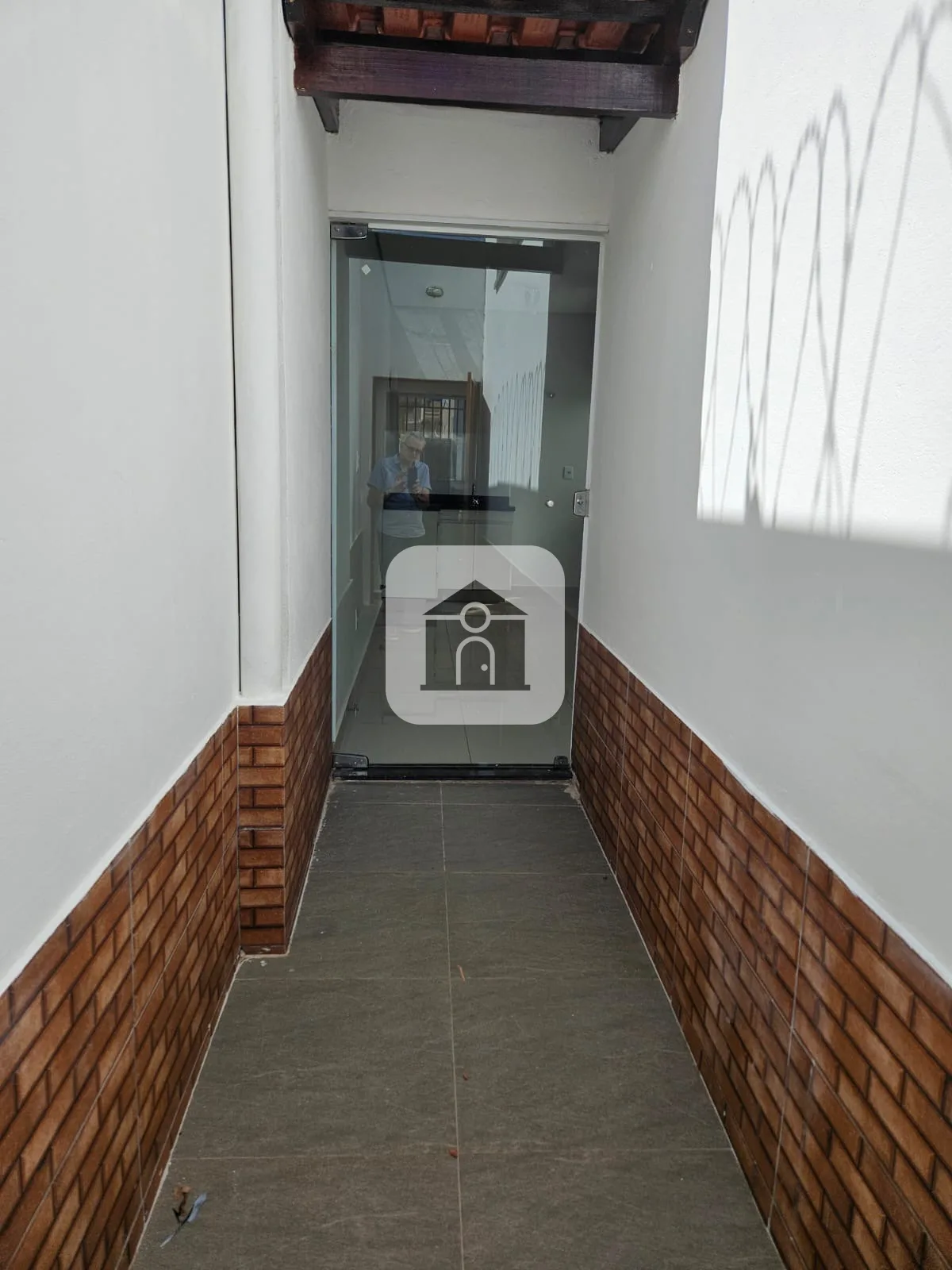 Alugar Casa / Padr&atilde;o em Uberl&acirc;ndia R$ 1.860,00 - Foto 5