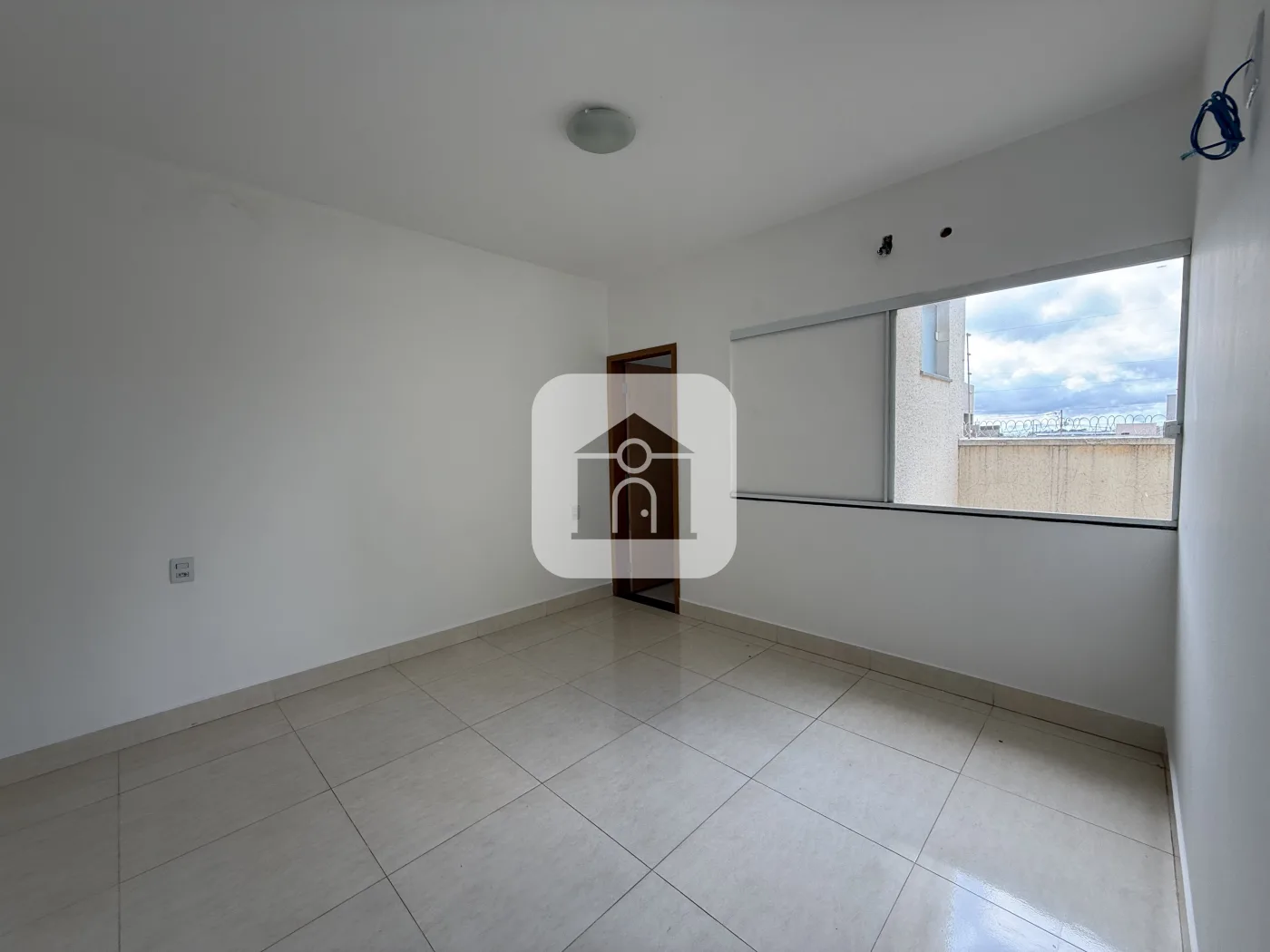 Alugar Apartamento / Padr&atilde;o em Uberl&acirc;ndia R$ 1.800,00 - Foto 2