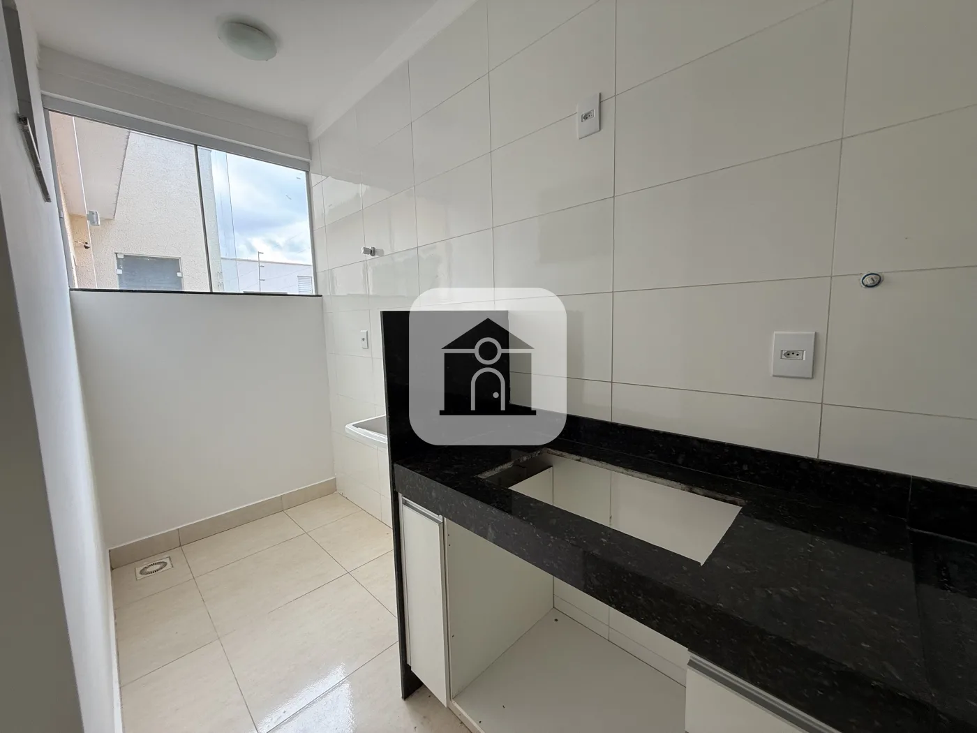 Alugar Apartamento / Padr&atilde;o em Uberl&acirc;ndia R$ 1.800,00 - Foto 5