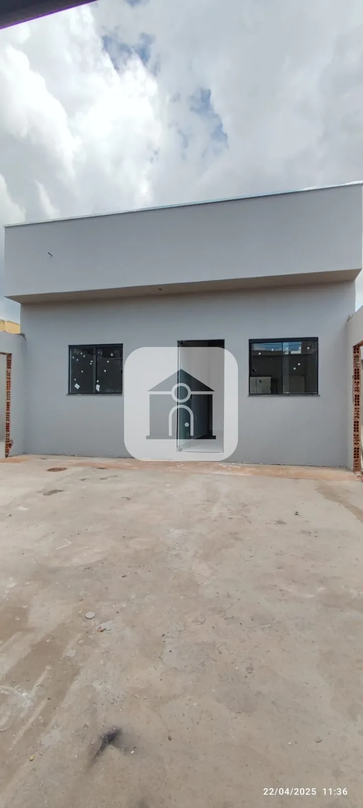 Comprar Casa / Padr&atilde;o em Uberl&acirc;ndia R$ 325.000,00 - Foto 1