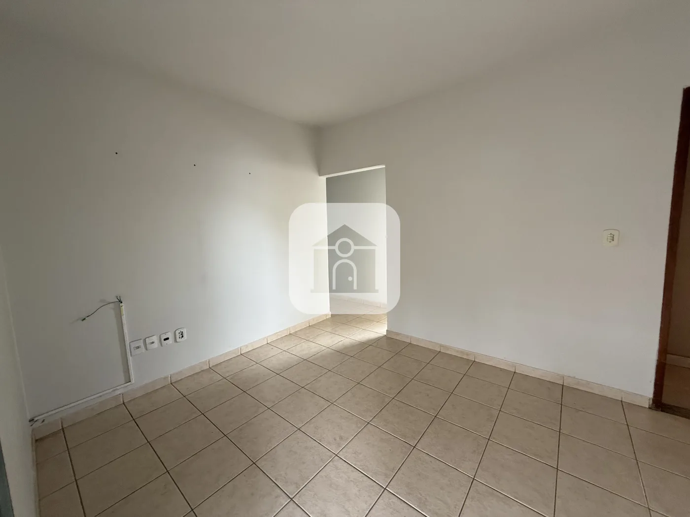 Alugar Apartamento / Sobrado em Uberl&acirc;ndia R$ 1.700,00 - Foto 6