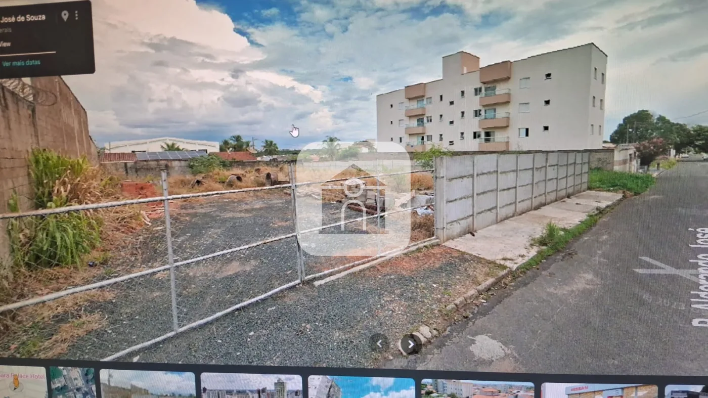Alugar Terreno / &Aacute;rea em Uberl&acirc;ndia R$ 1.500,00 - Foto 1