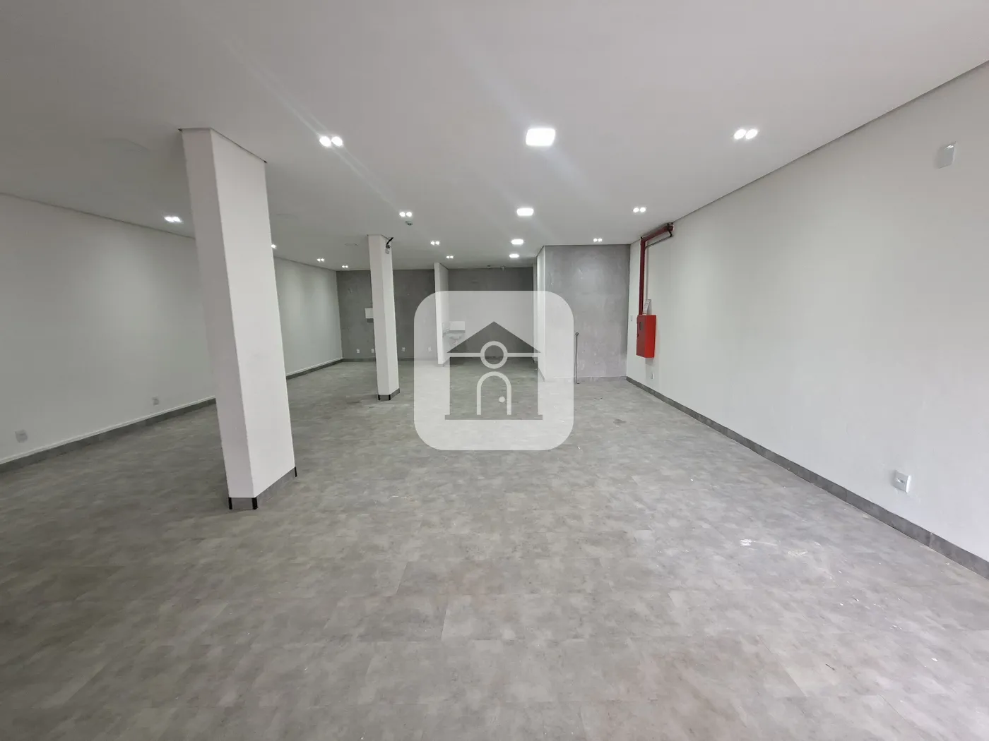 Alugar Comercial / Loja em Uberl&acirc;ndia R$ 5.200,00 - Foto 1