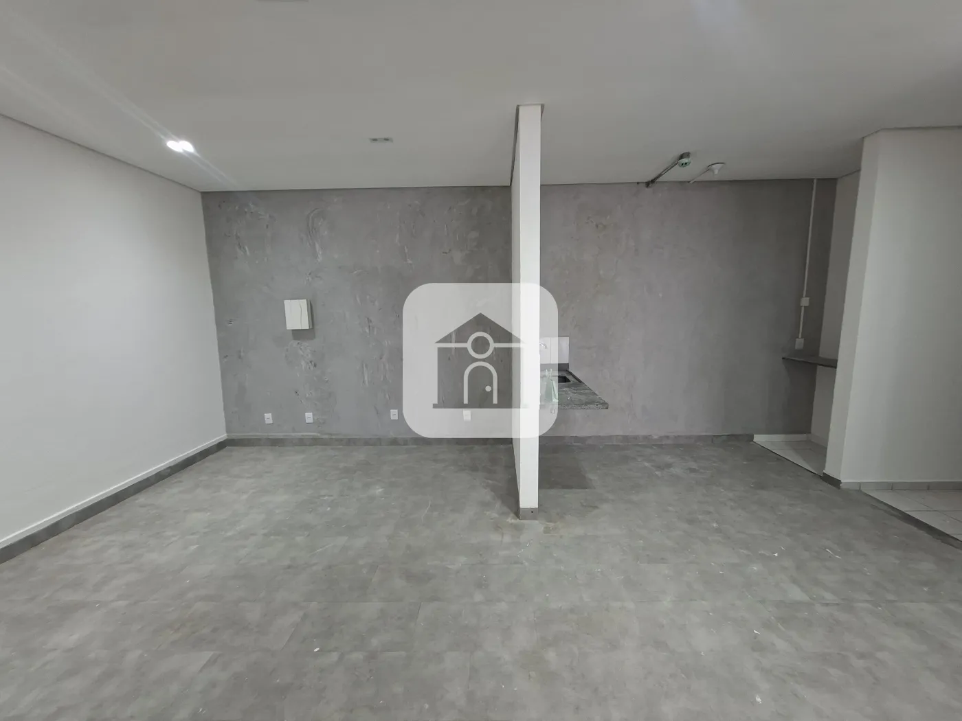 Alugar Comercial / Loja em Uberl&acirc;ndia R$ 5.200,00 - Foto 3