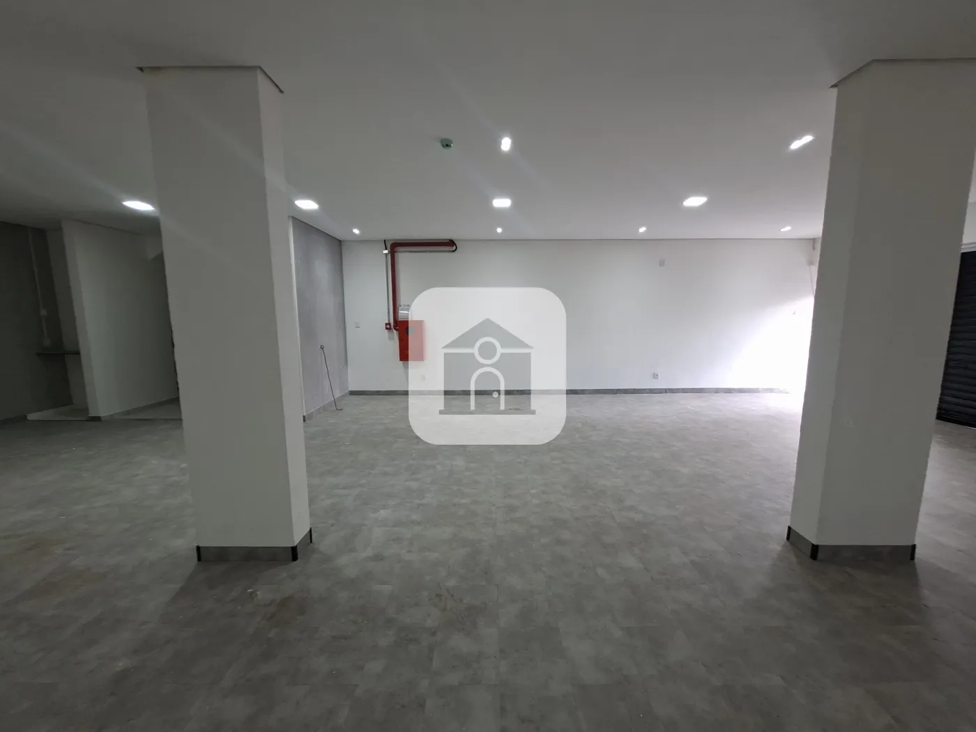Alugar Comercial / Loja em Uberl&acirc;ndia R$ 5.200,00 - Foto 5