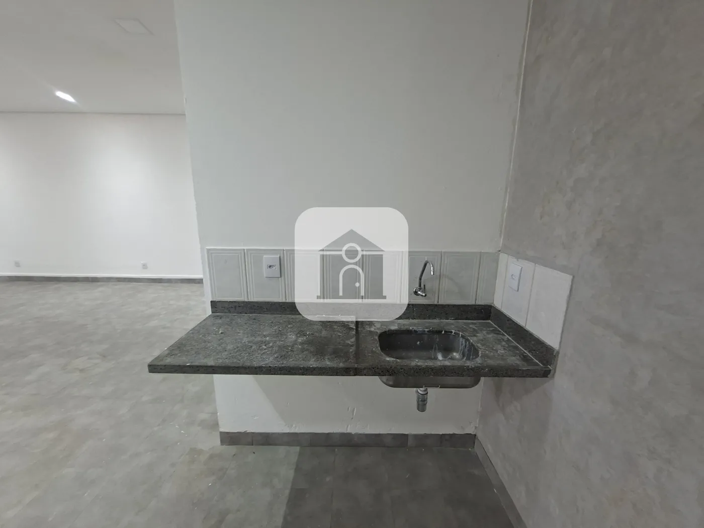 Alugar Comercial / Loja em Uberl&acirc;ndia R$ 5.200,00 - Foto 7