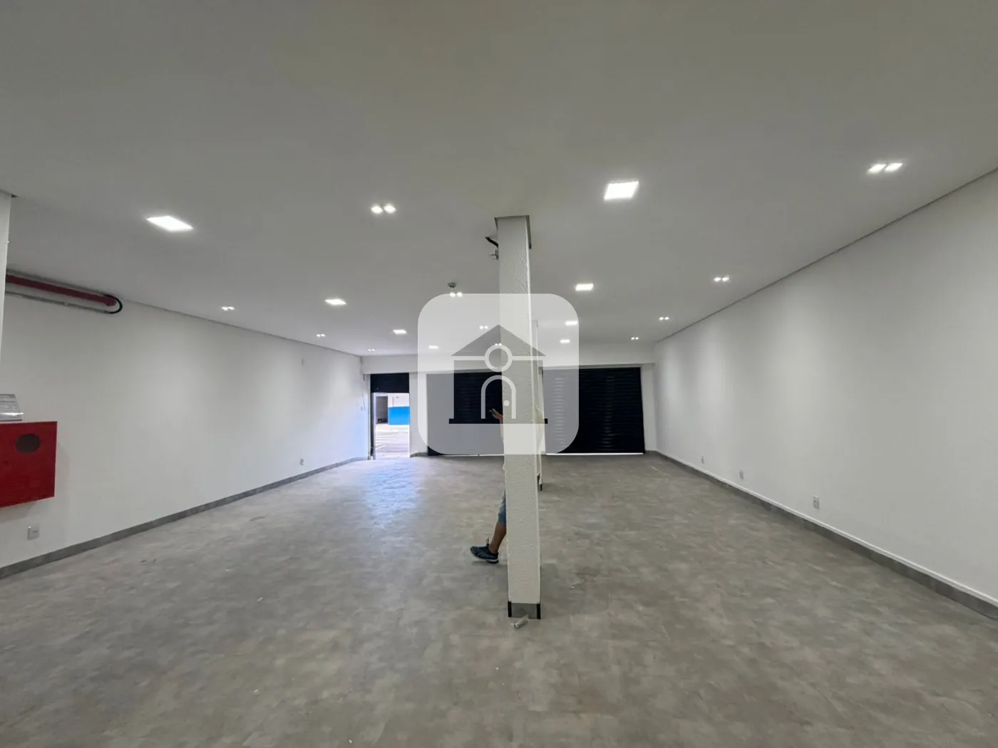 Alugar Comercial / Loja em Uberl&acirc;ndia R$ 5.200,00 - Foto 1