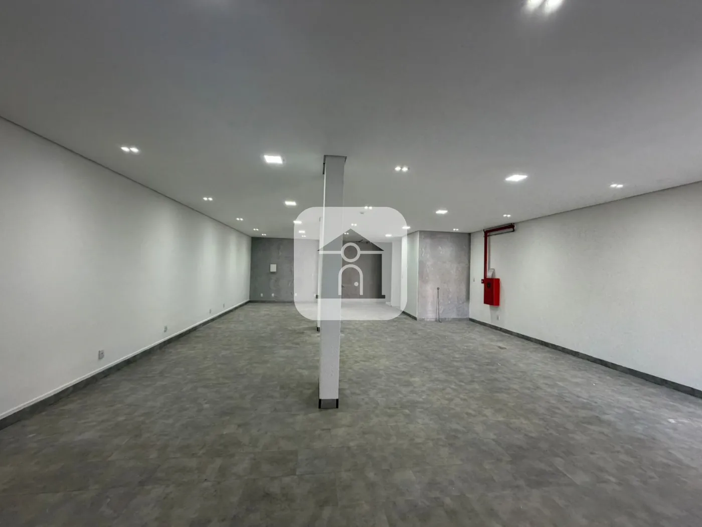 Alugar Comercial / Loja em Uberl&acirc;ndia R$ 5.200,00 - Foto 3