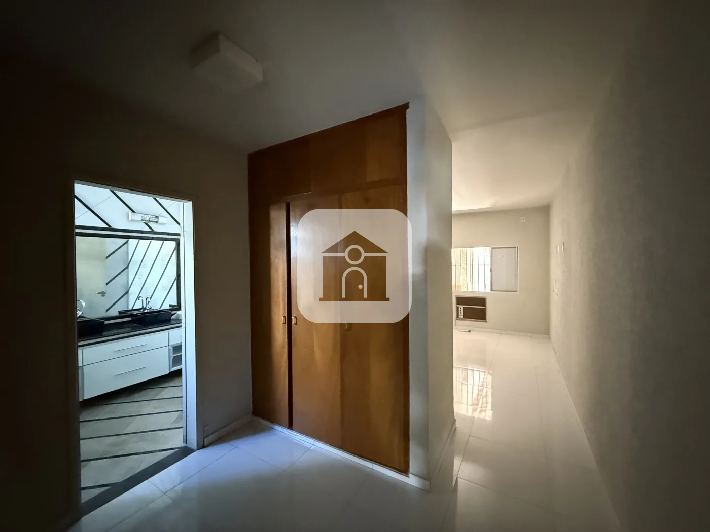 Alugar Comercial / Casa Comercial em Uberl&acirc;ndia R$ 6.000,00 - Foto 4