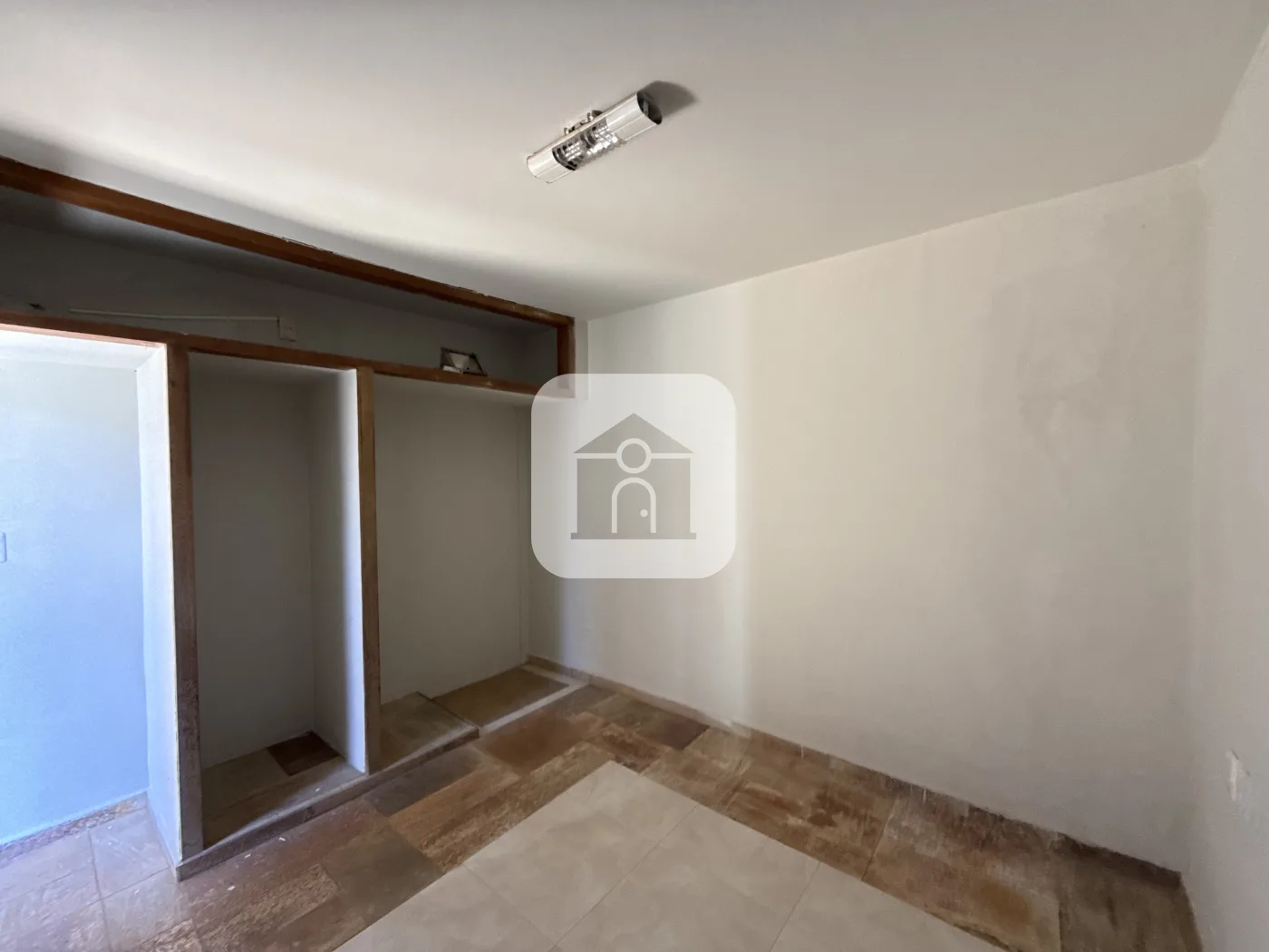 Alugar Comercial / Casa Comercial em Uberl&acirc;ndia R$ 6.000,00 - Foto 5