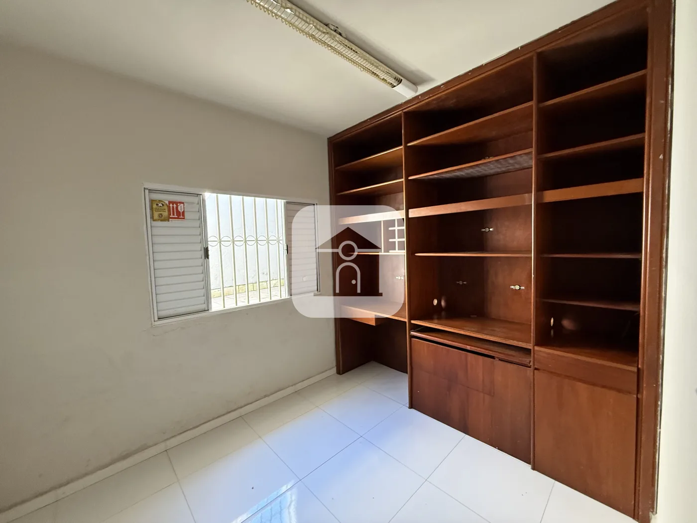 Alugar Comercial / Casa Comercial em Uberl&acirc;ndia R$ 6.000,00 - Foto 13