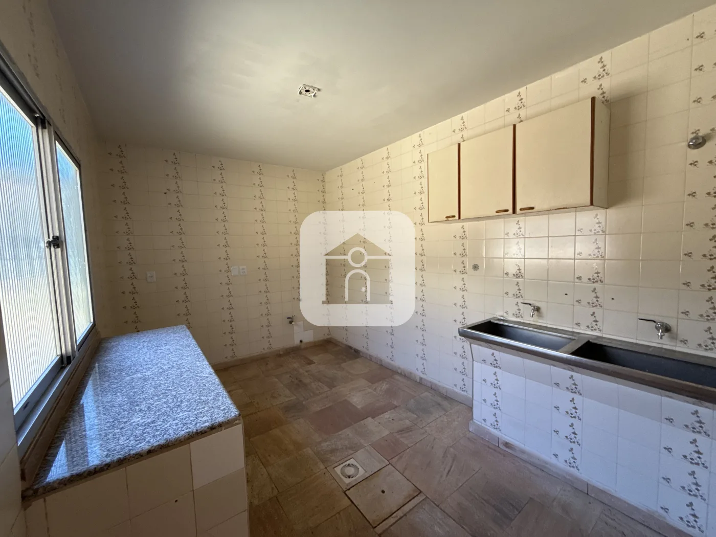 Alugar Comercial / Casa Comercial em Uberl&acirc;ndia R$ 6.000,00 - Foto 17