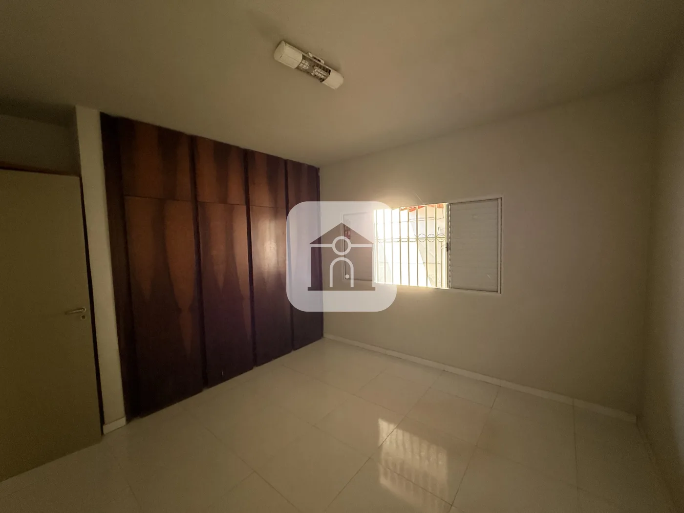 Alugar Comercial / Casa Comercial em Uberl&acirc;ndia R$ 6.000,00 - Foto 23