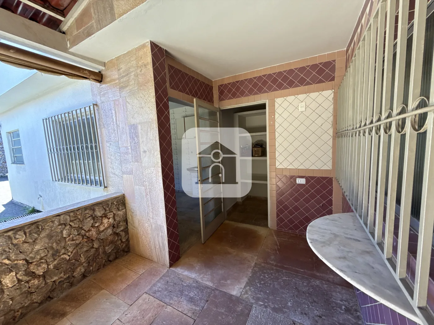 Alugar Comercial / Casa Comercial em Uberl&acirc;ndia R$ 6.000,00 - Foto 26