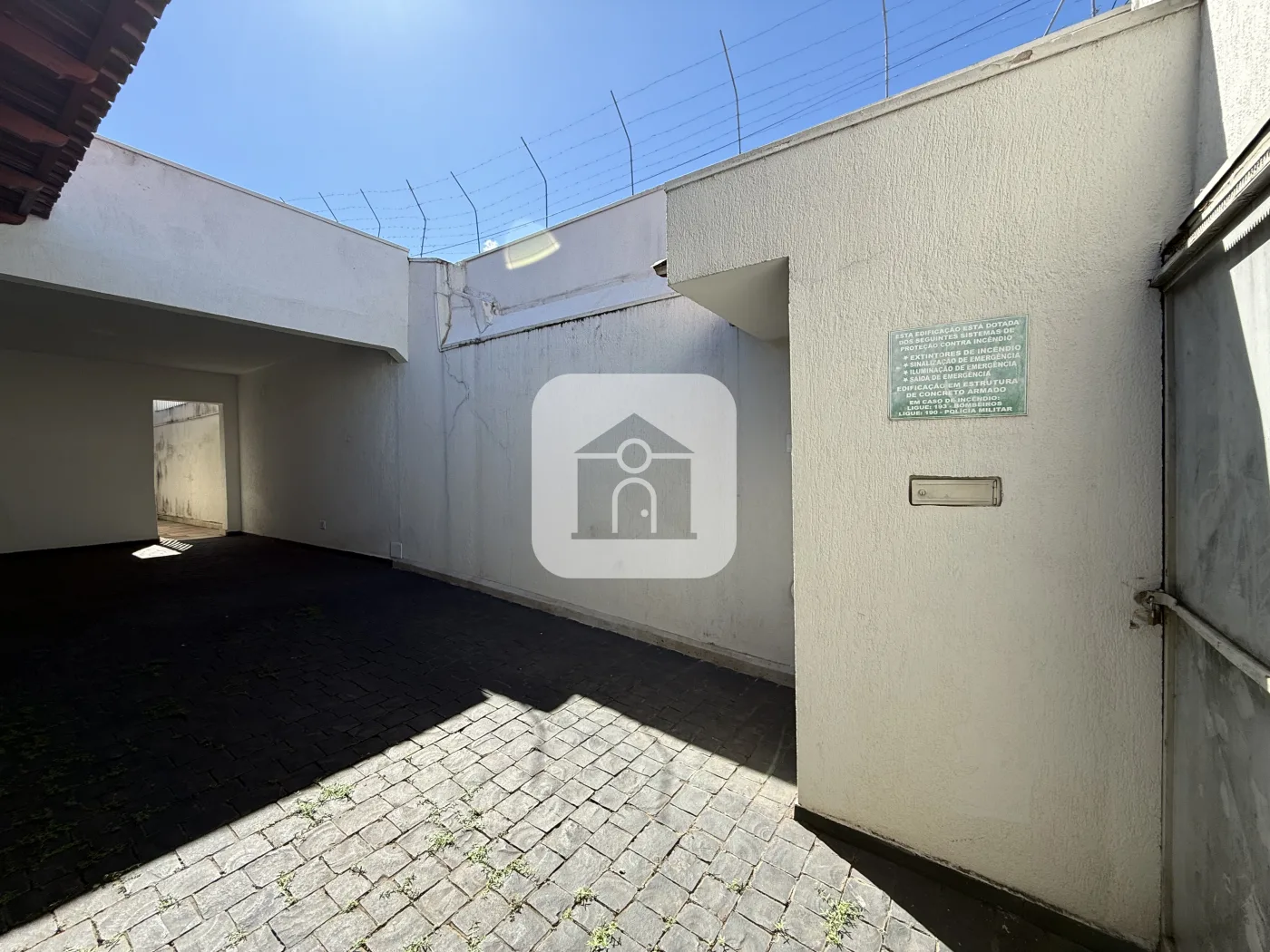 Alugar Comercial / Casa Comercial em Uberl&acirc;ndia R$ 6.000,00 - Foto 29