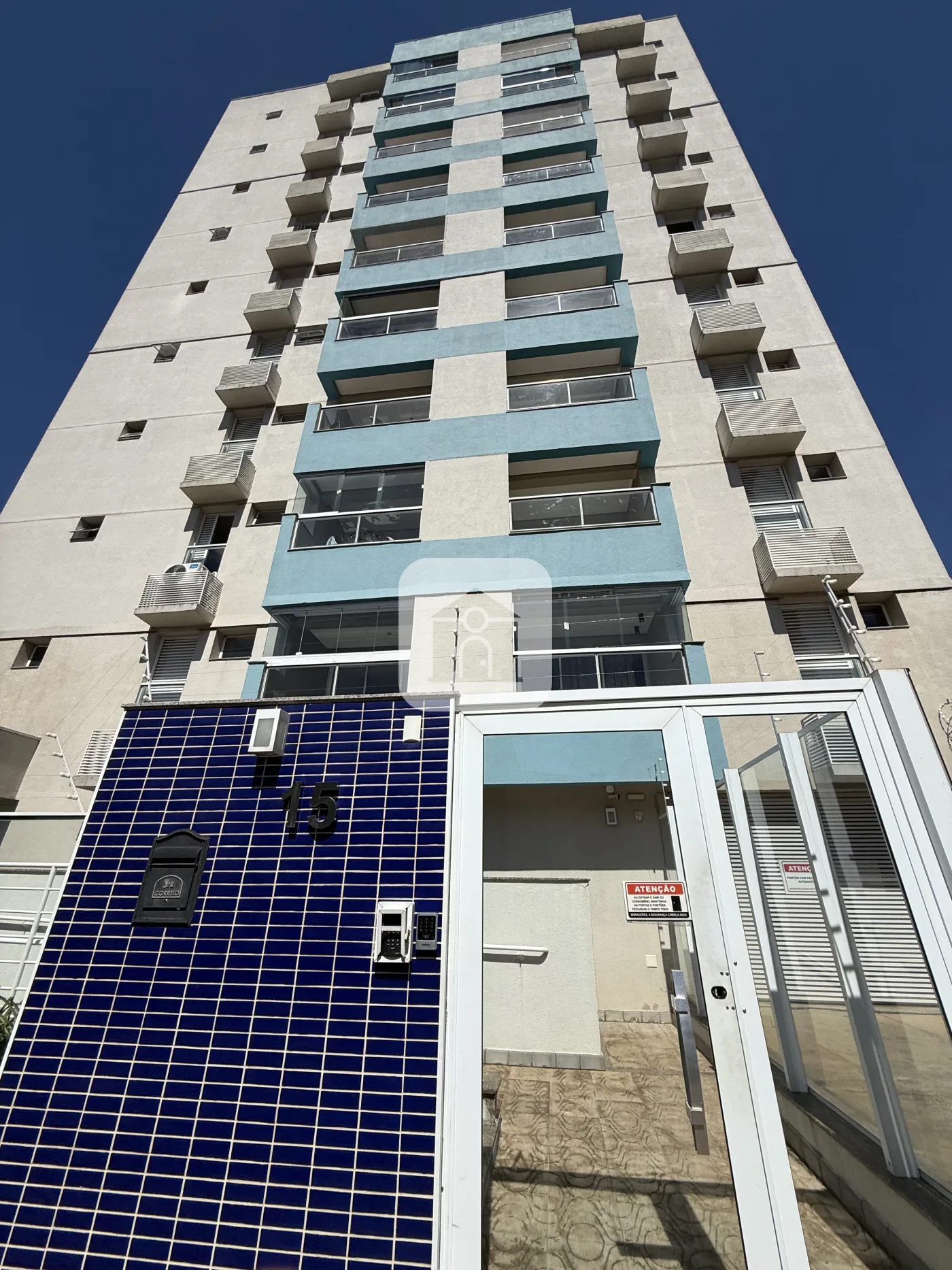 Alugar Apartamento / Padr&atilde;o em Uberl&acirc;ndia R$ 2.300,00 - Foto 1