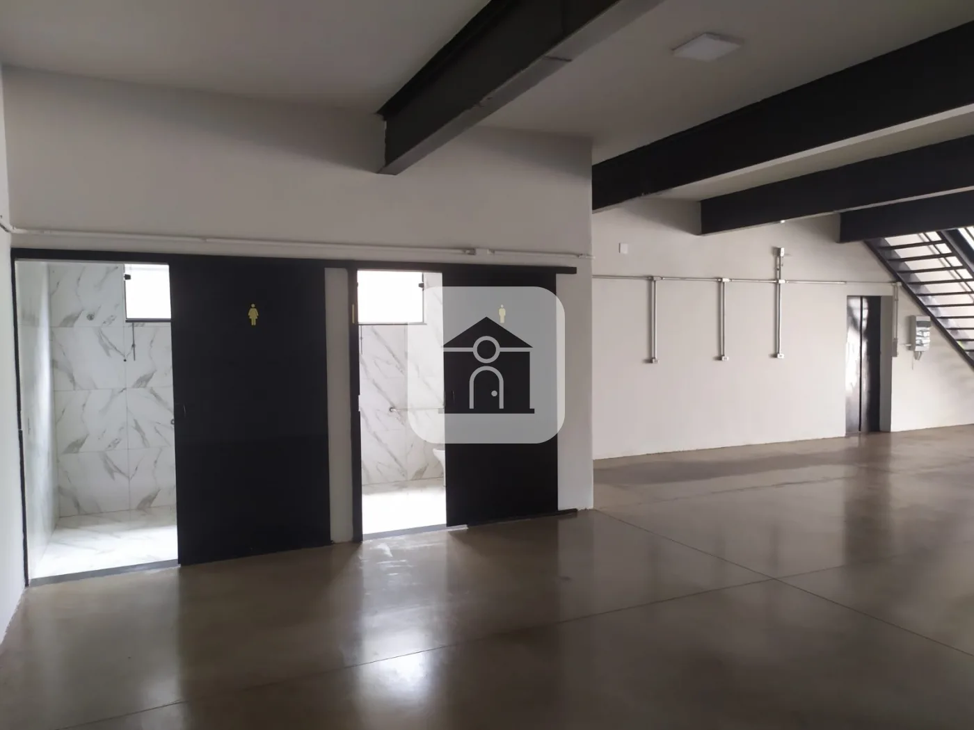 Alugar Comercial / Galp&atilde;o em Uberl&acirc;ndia R$ 5.500,00 - Foto 9