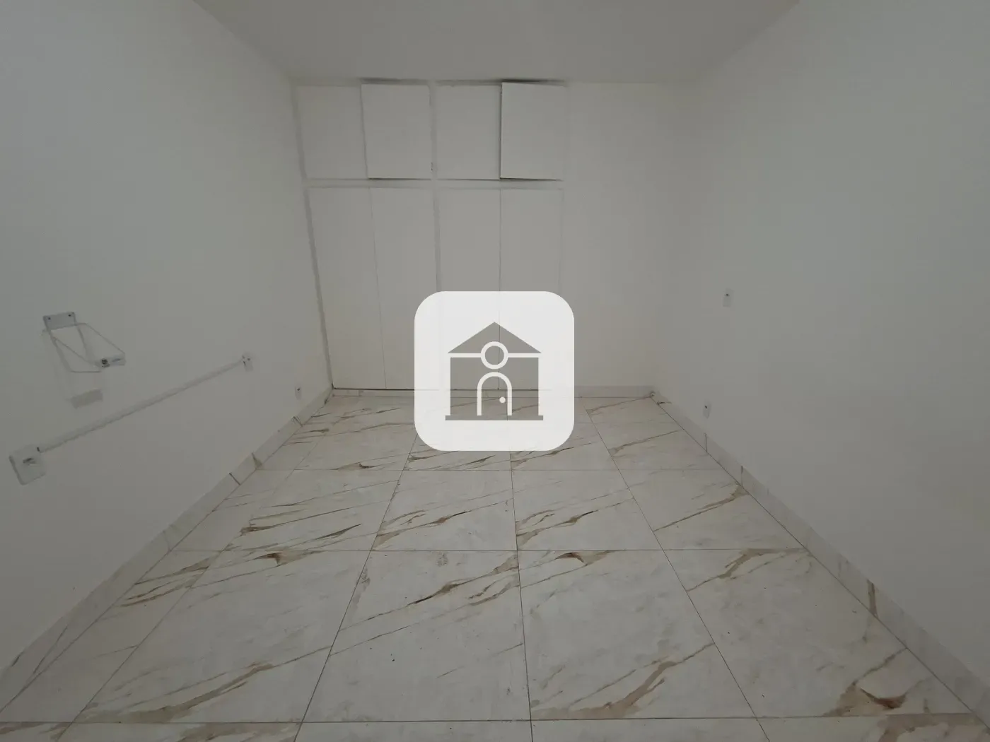 Alugar Comercial / Loja em Uberl&acirc;ndia R$ 7.500,00 - Foto 6