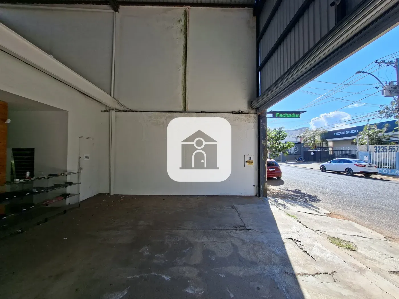 Alugar Comercial / Loja em Uberl&acirc;ndia R$ 7.500,00 - Foto 4