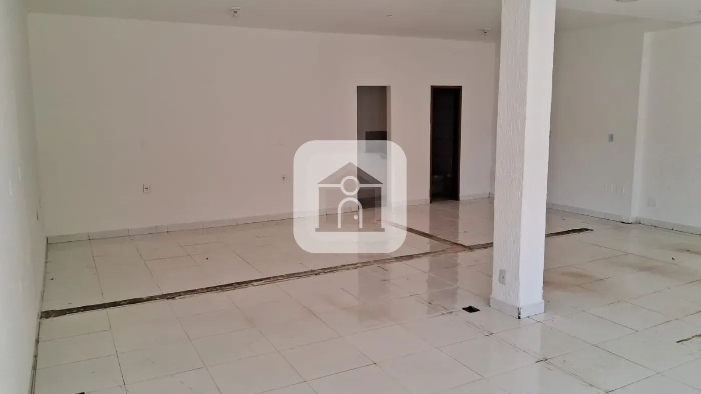 Alugar Comercial / Loja em Uberl&acirc;ndia R$ 2.000,00 - Foto 3