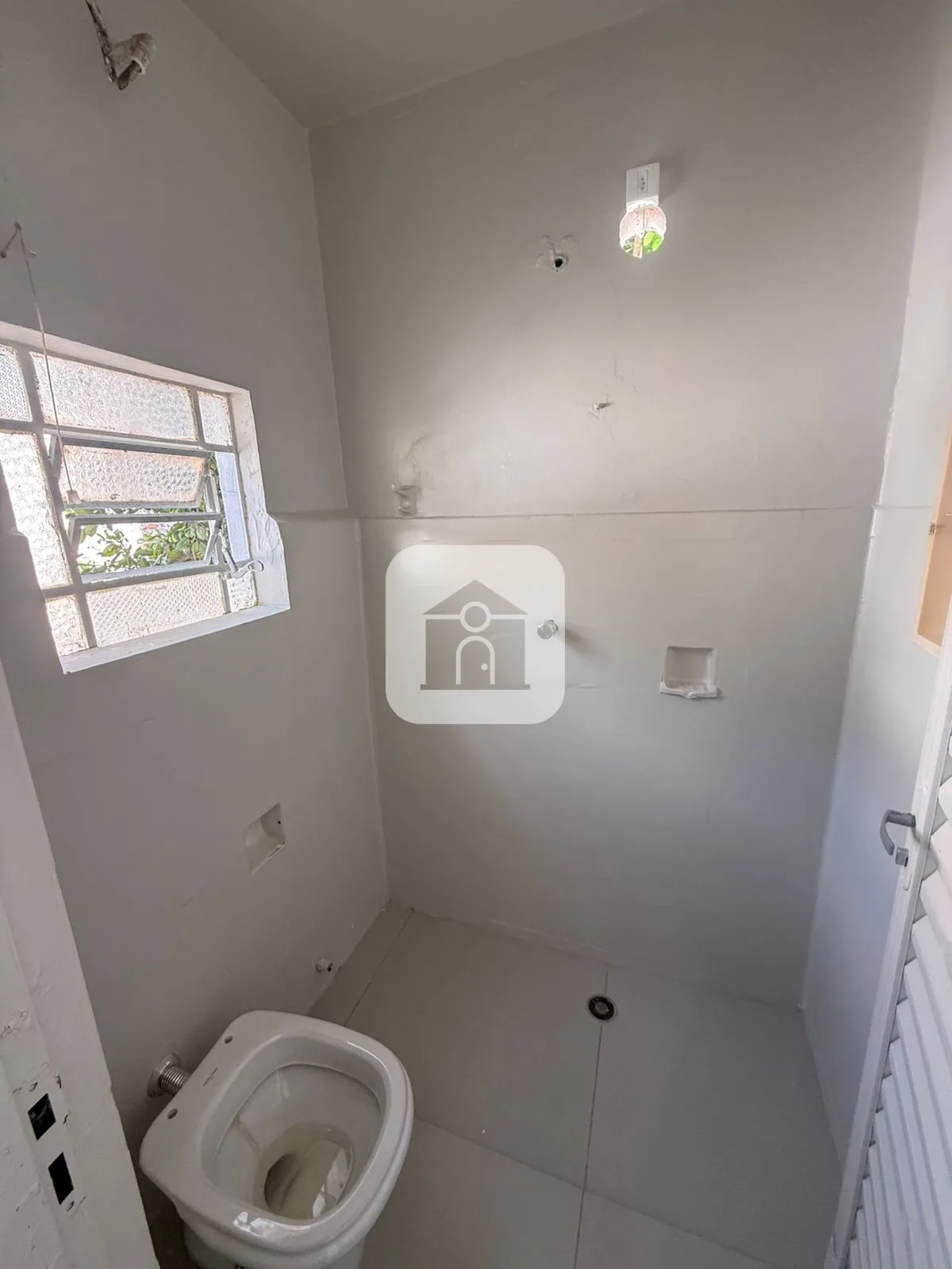 Alugar Casa / Padr&atilde;o em Araguari R$ 1.500,00 - Foto 10