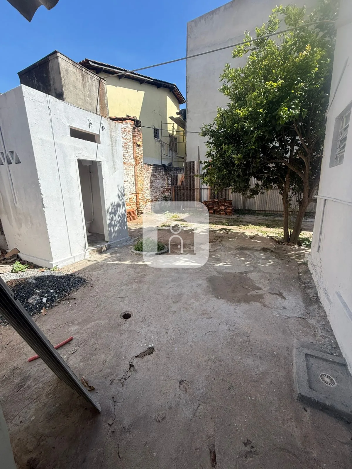 Alugar Casa / Padr&atilde;o em Araguari R$ 1.500,00 - Foto 14
