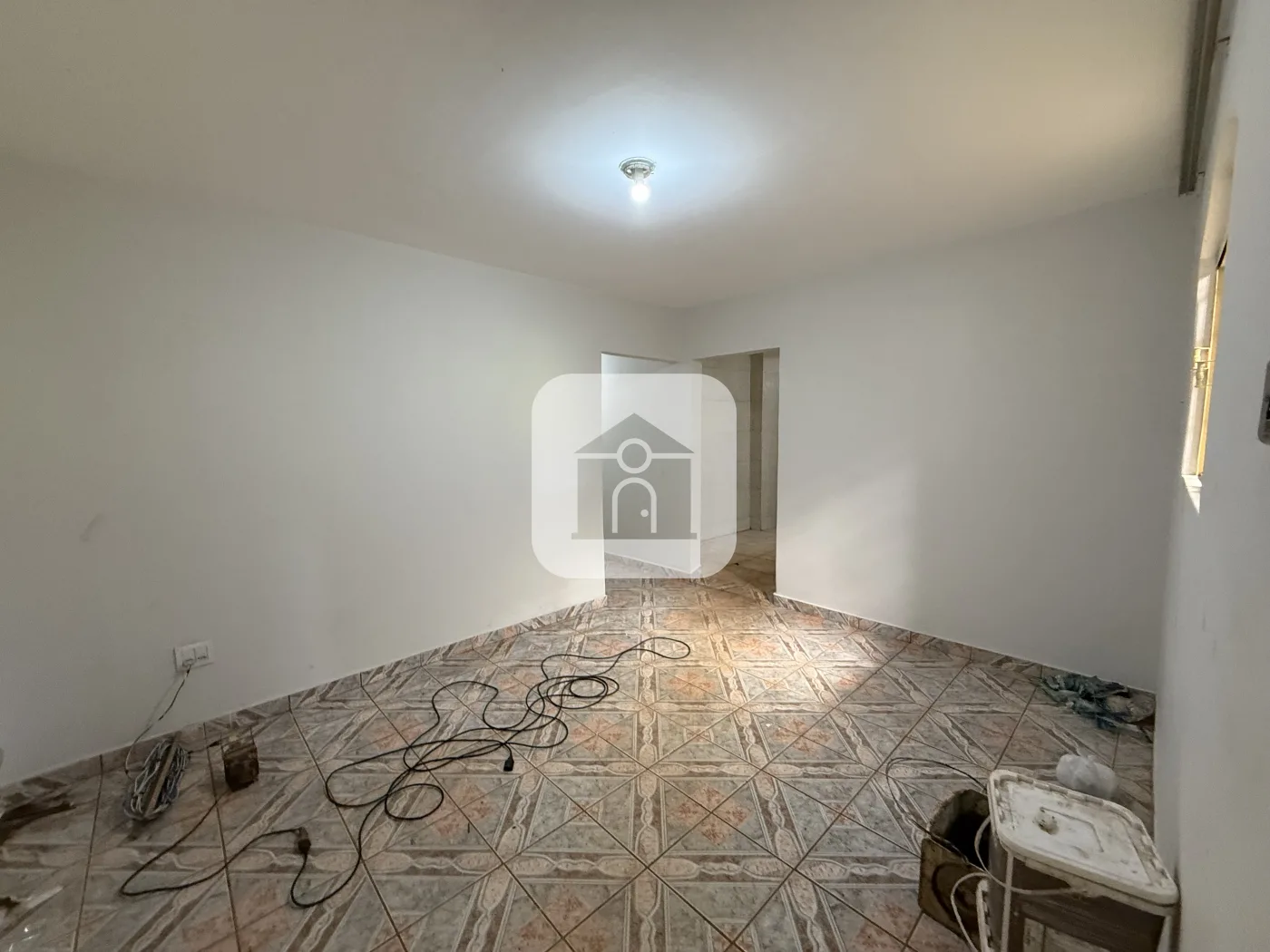 Alugar Casa / Padr&atilde;o em Uberl&acirc;ndia R$ 1.950,00 - Foto 6