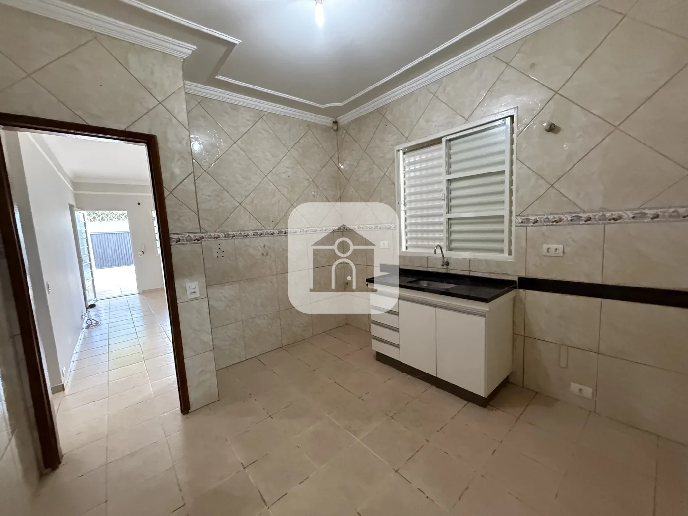 Alugar Casa / Padr&atilde;o em Uberl&acirc;ndia R$ 3.300,00 - Foto 6
