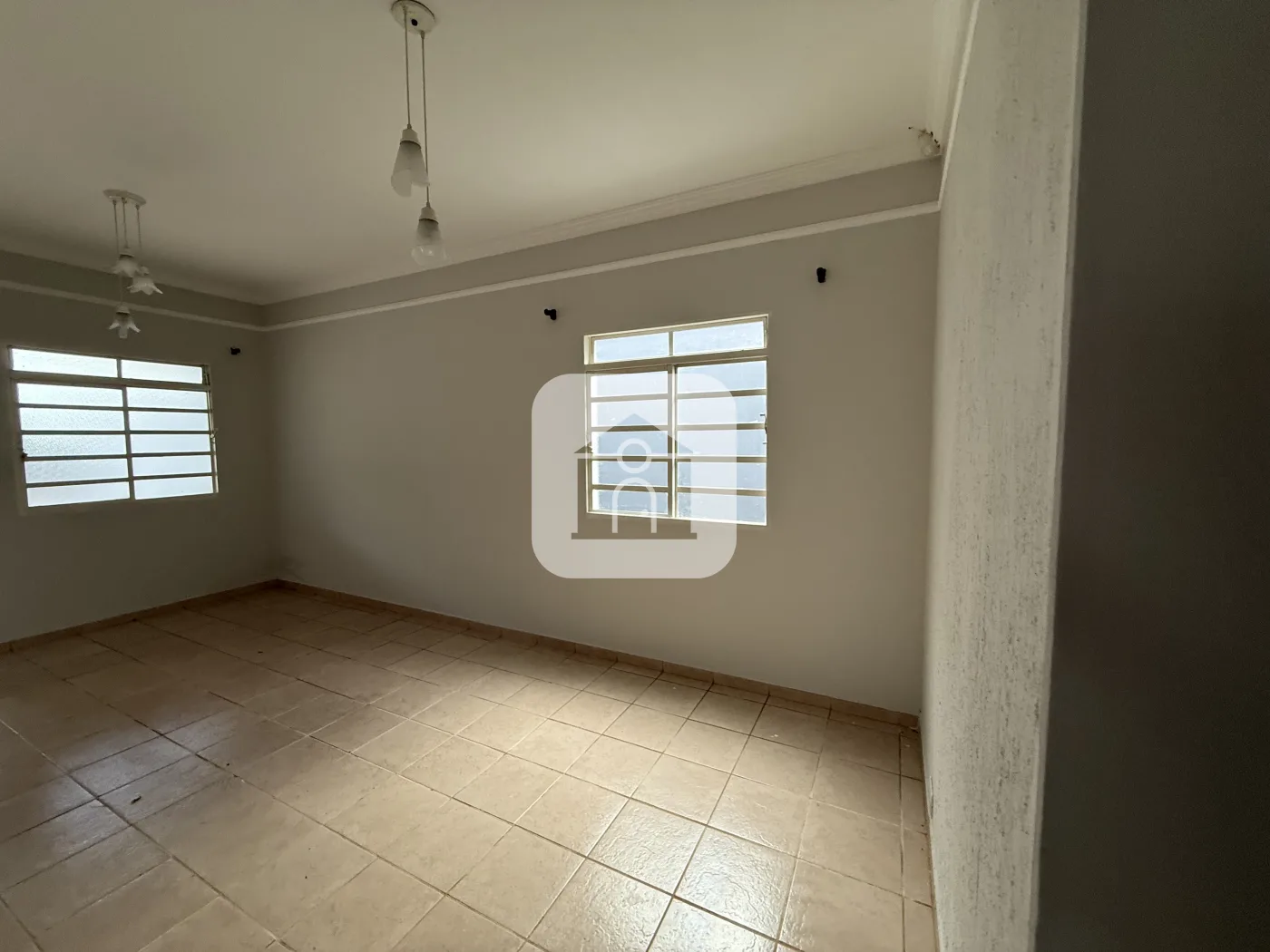 Alugar Casa / Padr&atilde;o em Uberl&acirc;ndia R$ 3.300,00 - Foto 7